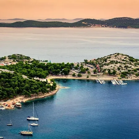 Διαμέρισμα In With Sea Views, Terrace, Air Conditioning, Wifi 566-3 Drage