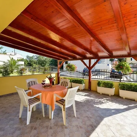 Διαμέρισμα In With Sea Views, Terrace, Air Conditioning, Wifi 566-3 *