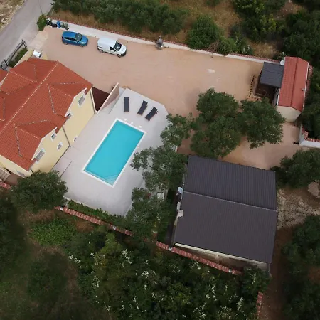 Διαμέρισμα In With Sea Views, Terrace, Air Conditioning, Wifi 566-3 Drage